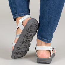 Load image into Gallery viewer, Jambu&trade; Bay Water Ready Vegan Sandals