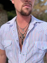 Load image into Gallery viewer, Men black chain with cross