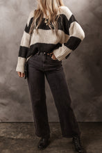 Load image into Gallery viewer, Color Block Round Neck Sweater