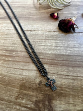 Load image into Gallery viewer, Men black chain with cross