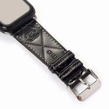 Load image into Gallery viewer, GLOSSY LEATHER APPLE WATCH BAND