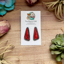 Load image into Gallery viewer, MJ Red Spiny Oyster Triangle Earrings