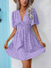 Load image into Gallery viewer, Printed V-Neck Half Sleeve Mini Dress