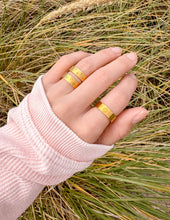 Load image into Gallery viewer, Peace Engraved Ring Set