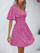 Load image into Gallery viewer, Printed V-Neck Half Sleeve Mini Dress