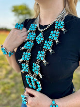 Load image into Gallery viewer, Complete Squash Blossom Set – Kingman Turquoise – Sterling Silver – Navajo Made by Wilson Dawes