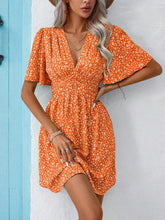 Load image into Gallery viewer, Printed V-Neck Half Sleeve Mini Dress