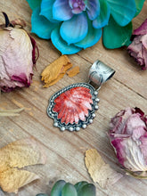 Load image into Gallery viewer, 83 - Sterling Silver Red Spiny Oyster Chief Head Pendant by Shay Pfeiffer