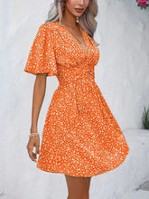 Load image into Gallery viewer, Printed V-Neck Half Sleeve Mini Dress