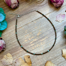 Load image into Gallery viewer, Turquoise &amp; Copper Glass Bead Choker 14”