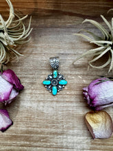 Load image into Gallery viewer, Flower Pendant with Sunderland Gold – Sterling Silver – Native Made by Charles Johnson