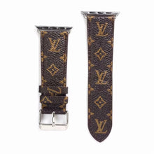 Load image into Gallery viewer, CLASSIC BROWN  LUXURY STRAP FOR APPLE WATCH BANDS