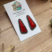 Load image into Gallery viewer, MJ Red Spiny Oyster Triangle Earrings