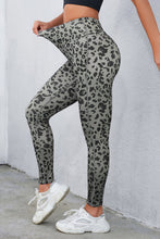 Load image into Gallery viewer, Leopard Print Wide Waistband Leggings