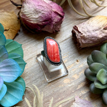 Load image into Gallery viewer, MJ Ring - Spiny Oyster Free Form Adjustable Ring