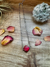 Load image into Gallery viewer, Pink choker Verascite - Valentine collection