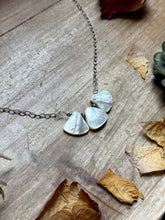 Load image into Gallery viewer, Shell Teardrop Chain Necklace – 16"