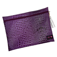 Load image into Gallery viewer, Bubble Gator Amethyst