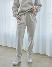 Load image into Gallery viewer, Basics Cloud Grey Unisex Sweatpant