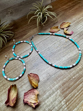 Load image into Gallery viewer, Turquoise Variscite &amp; Pink Conch Hoop Earrings –  Exclusive Bijoux FAB Design