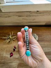 Load image into Gallery viewer, Sterling silver bangle Bracelet with kingman turquoise