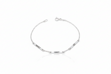 Load image into Gallery viewer, Engraved Bar Bracelet - Stylish Paper Clip Chain