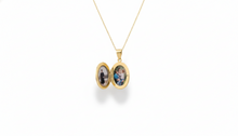 Load image into Gallery viewer, Personalized Silver Photo Locket Necklace