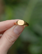 Load image into Gallery viewer, He Is Risen Signet Ring