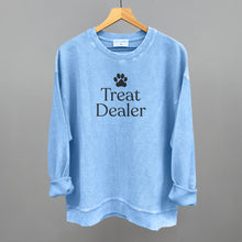 Load image into Gallery viewer, Treat Dealer