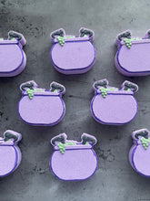 Load image into Gallery viewer, ARTISAN BATH BOMB