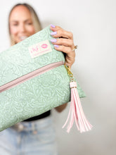 Load image into Gallery viewer, Southern Belle