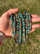 Load image into Gallery viewer, Turquoise &amp; Spiny Oyster Pearl Necklace 16 inch