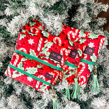 Load image into Gallery viewer, Mistletoe