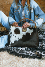 Load image into Gallery viewer, Lw Large Hobo Bag In Black &amp; White Cowhide