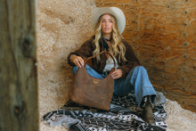 Load image into Gallery viewer, Lw Large Purse In Brunette Leather