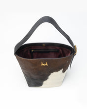 Load image into Gallery viewer, Clara Large Bucket Bag