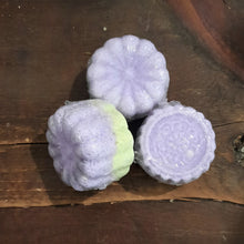 Load image into Gallery viewer, Bubble Bath Truffle - Mini Bubble Bath Bomb with Cocoa &amp; Mango Butter - 1 Truffle