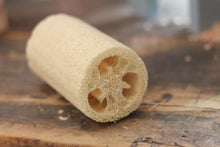 Load image into Gallery viewer, Loofah - Small