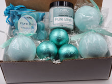 Load image into Gallery viewer, Spa Pure Luxury Spa Kit - Pure Bliss - 3 XL Pure Bliss Bath Fizzies, 3 Pure Bliss shower steamers, 3 Heart-shaped soaps, one 3.5 oz Pure Bliss whipped soap scrub, 1 Roll-on Perfume, Perfect for a mini-spa treatment.