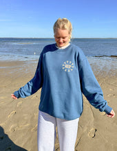 Load image into Gallery viewer, Made to Worship Unisex Crewneck