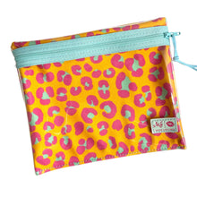 Load image into Gallery viewer, Multi-Use Clear Front Pouch