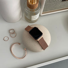 Load image into Gallery viewer, Milanese Mesh Watch strap watch