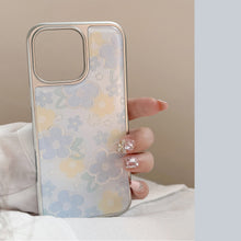 Load image into Gallery viewer, Gilt ins oil painting flower apple 16promax mobile phone case iphone15 Epoxy 17 suitable for huawei mate70
