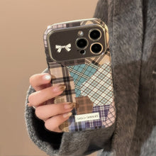 Load image into Gallery viewer, Retro plaid splicing cat 14 for 15promax mobile phone case Apple iphone16 three-dimensional 17 leather 13