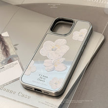 Load image into Gallery viewer, Gentle temperament applies to 16 Apple 15promax mobile phone case iphone17 mirror flower 13 Korean 15 electroplating