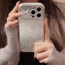 Load image into Gallery viewer, Japanese and Korean style is suitable for iphone16 Apple 15 mobile phone case 14promax full screen bow 17 leather 12 electroplating