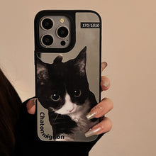 Load image into Gallery viewer, Couple trendy cool cats and dogs are suitable for Apple 16promax mobile phone case personalized iphone17 anti-drop 13 mirror 15 hard