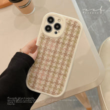 Load image into Gallery viewer, Retro 17promax Apple 16 mobile phone case iphone14 plaid 13pro set 8 suitable for 11 generation hair 12 flannel