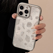 Load image into Gallery viewer, Gilt plating applies to Apple 16promax mobile phone case iphone17 starfish shell 13 mirror premium 12 hard