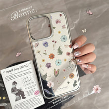 Load image into Gallery viewer, Small fresh flowers are suitable for 16 Apple 15promax mobile phone case iphone17 mirror 13 electroplating hard 15 Huawei